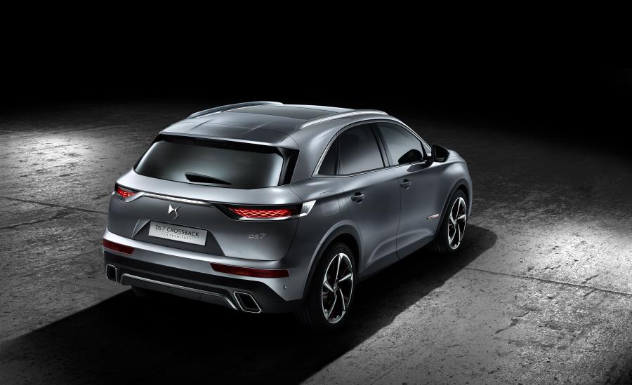  DS 7 Crossback La Premiere (X74) 2017 года  (фото 7 из 10)